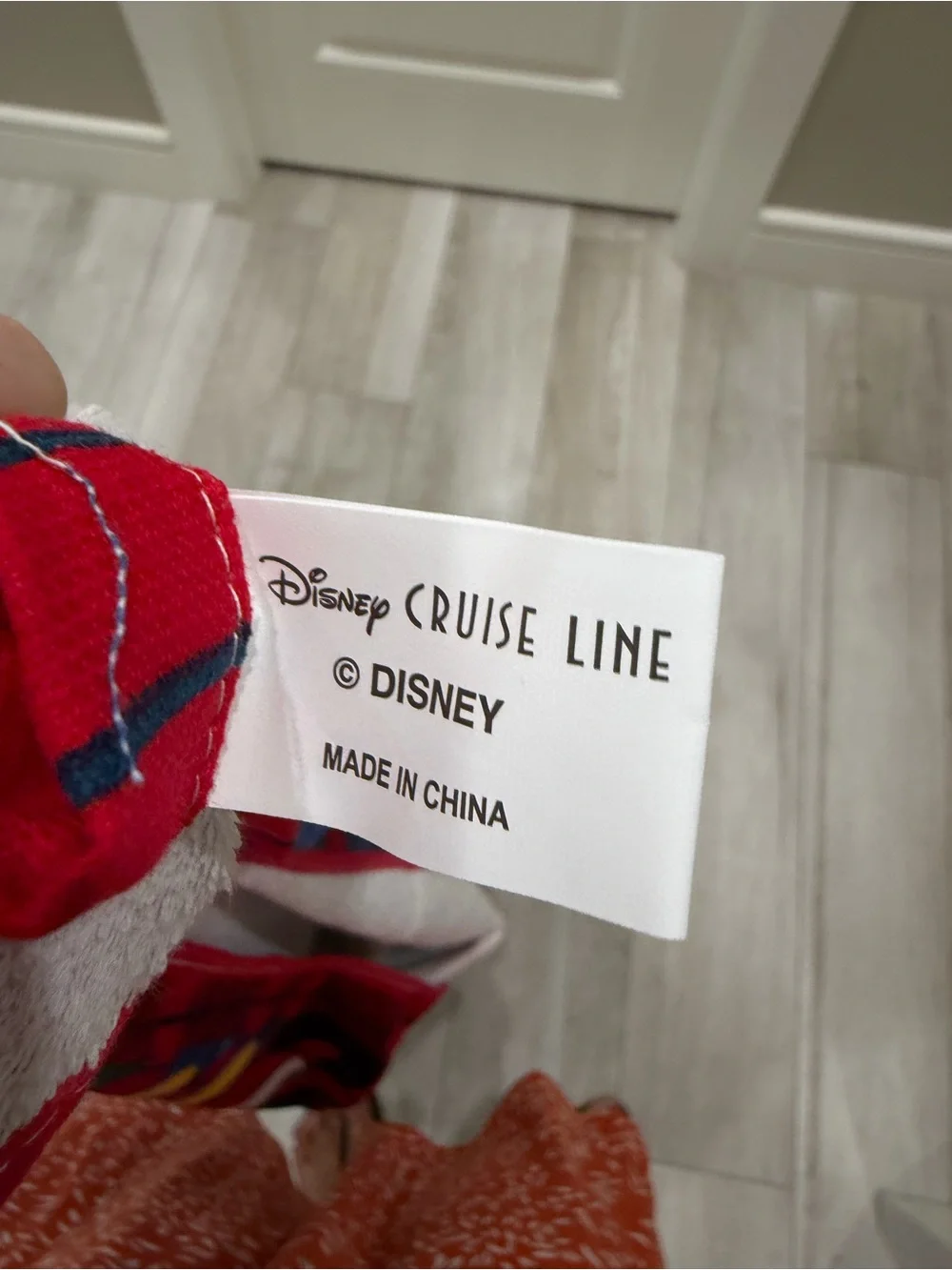 Disney Cruise large 100% Cotton towel